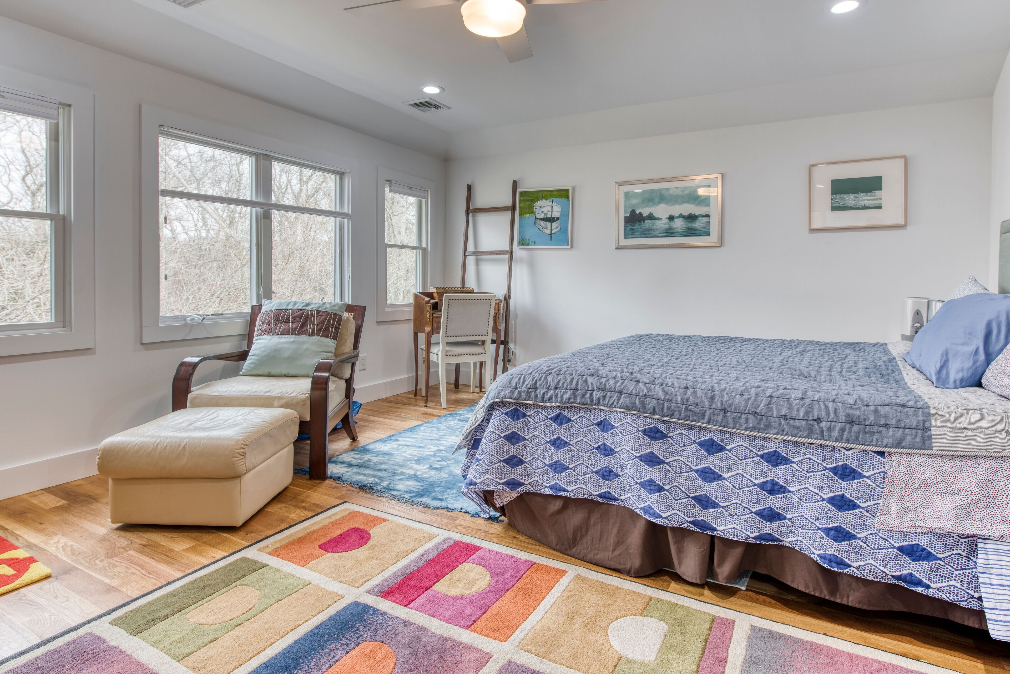 Brand New Luxury 4 Bdrm. Hamptons Home w Pool in Bridgehampton Nr. Town