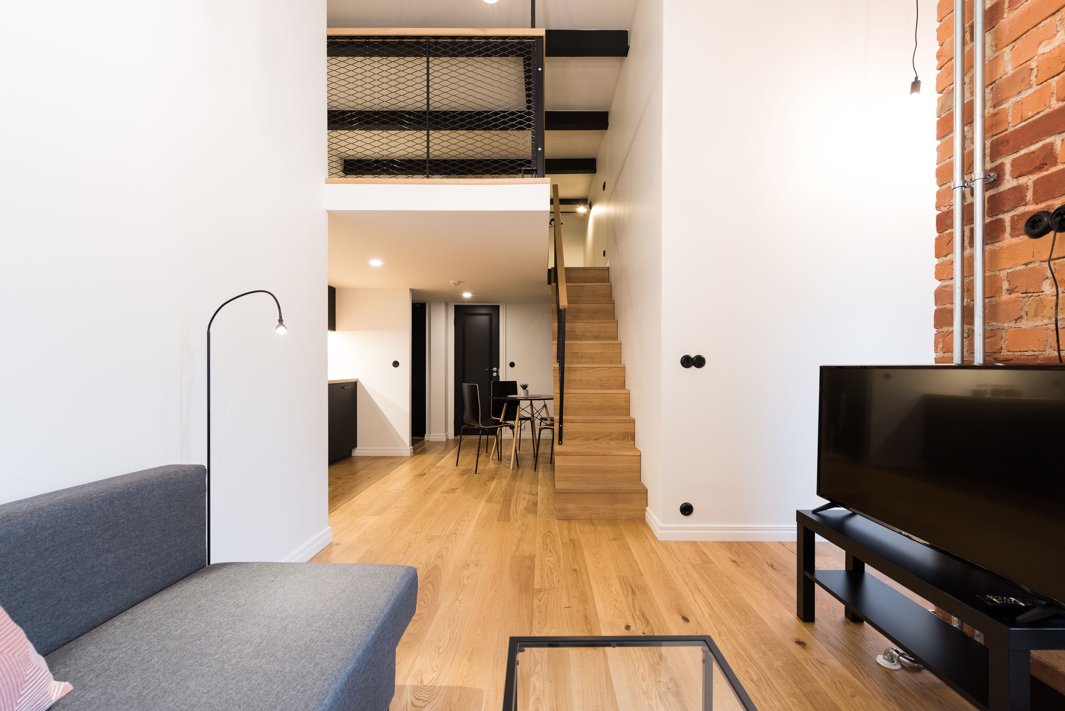 스마트 TV, 넷플릭스, 바닥 난방/온돌