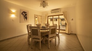 In-room dining - Jumeirah Beach Front Apartments (Mombasa)