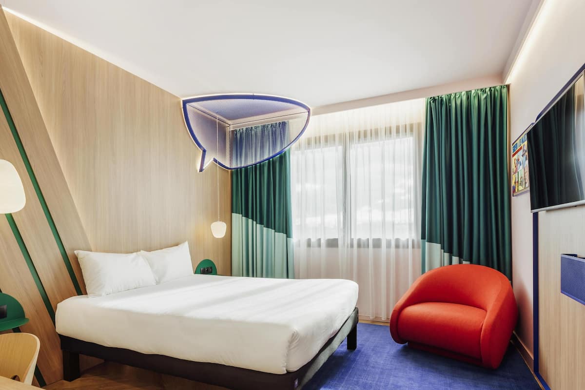 Habitación doble superior, 1 cama doble con sofá cama | 1 dormitorio, ropa de cama hipoalergénica, edredones de plumas