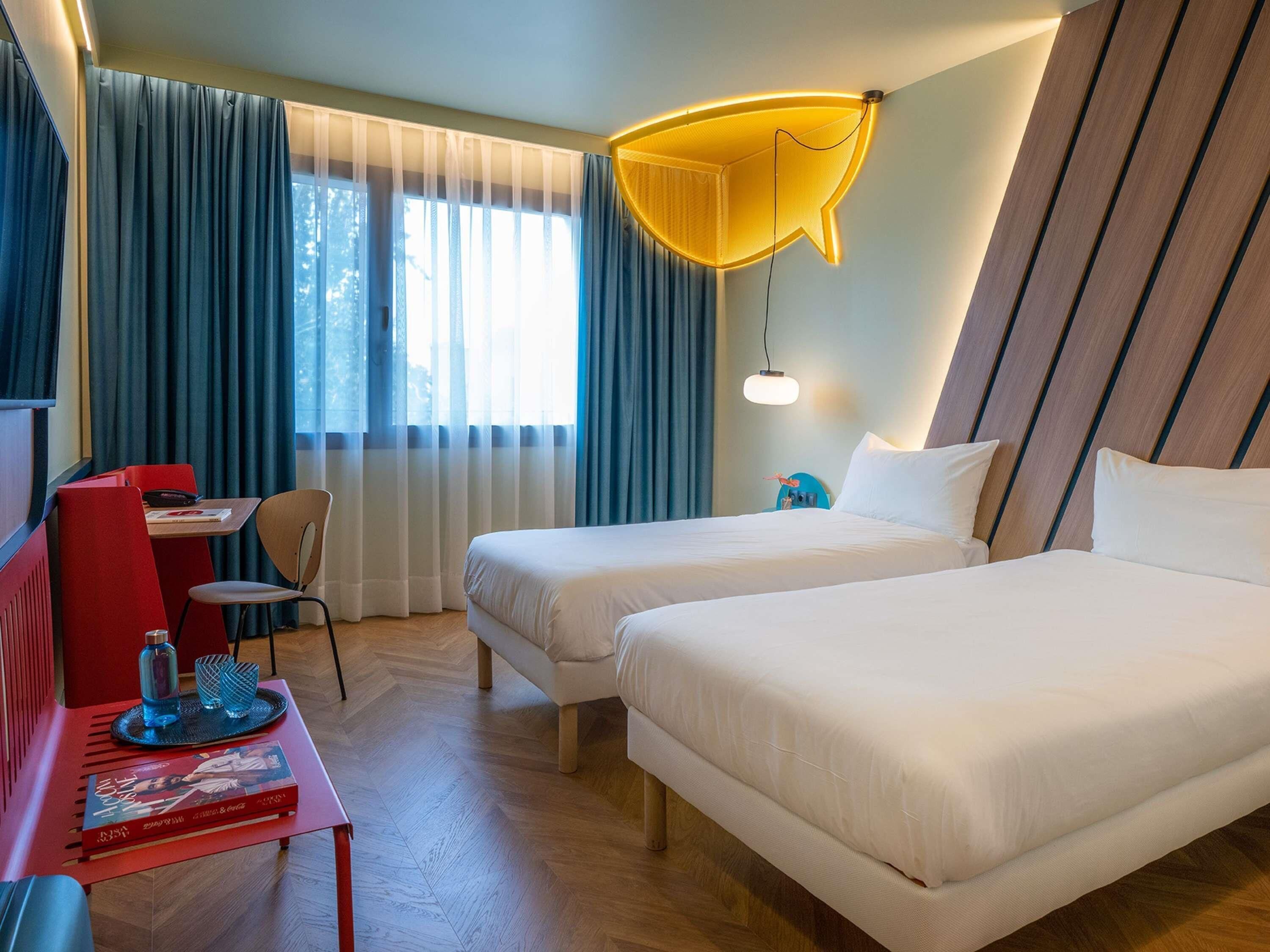 Chambre Standard, 2 lits une place