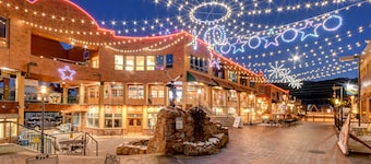 New Luxury Loft 17 I Hot Tub I Great Views I Best Price I FREE Adventures Daily