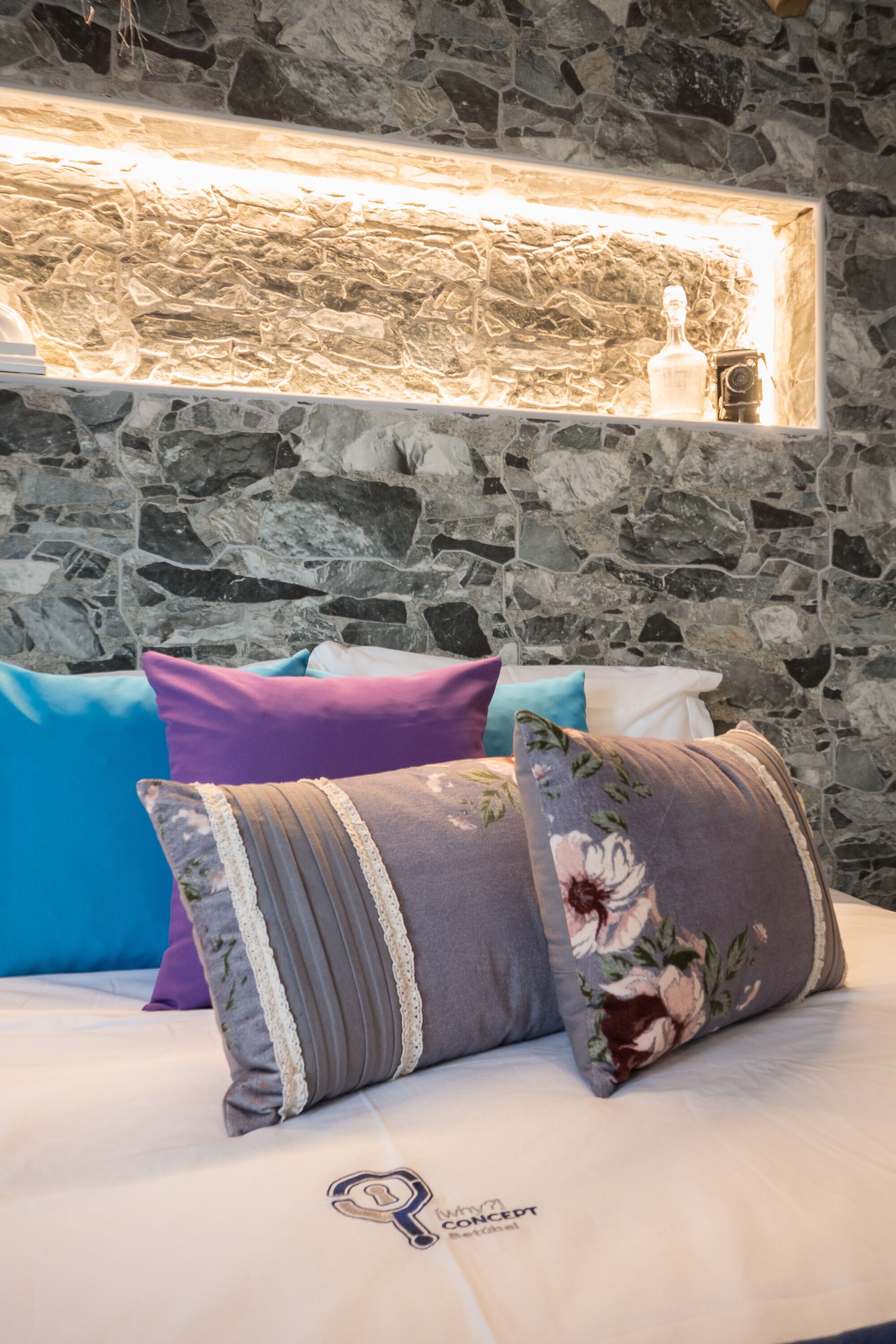 1 habitación, tabla de planchar con plancha, internet y ropa de cama 