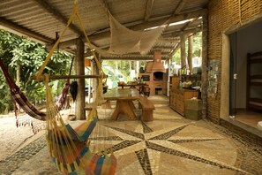 Living area - Sitio Simple Life - Hostel (Ubatuba)