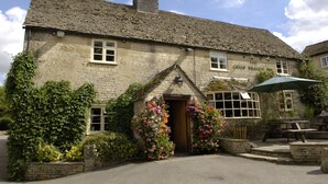 Front of property - The Green Dragon (Cheltenham)