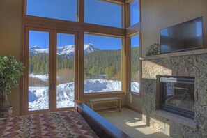 4 habitaciones y caja de seguridad en la habitación 