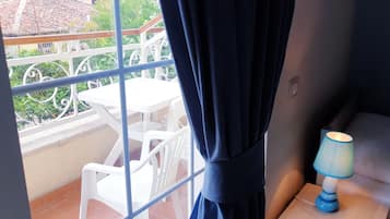 Kamar Twin, balkon | Tirai kedap cahaya, Wi-Fi gratis, dan seprai linen