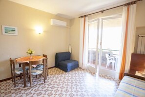 Monolocale (Number 39)