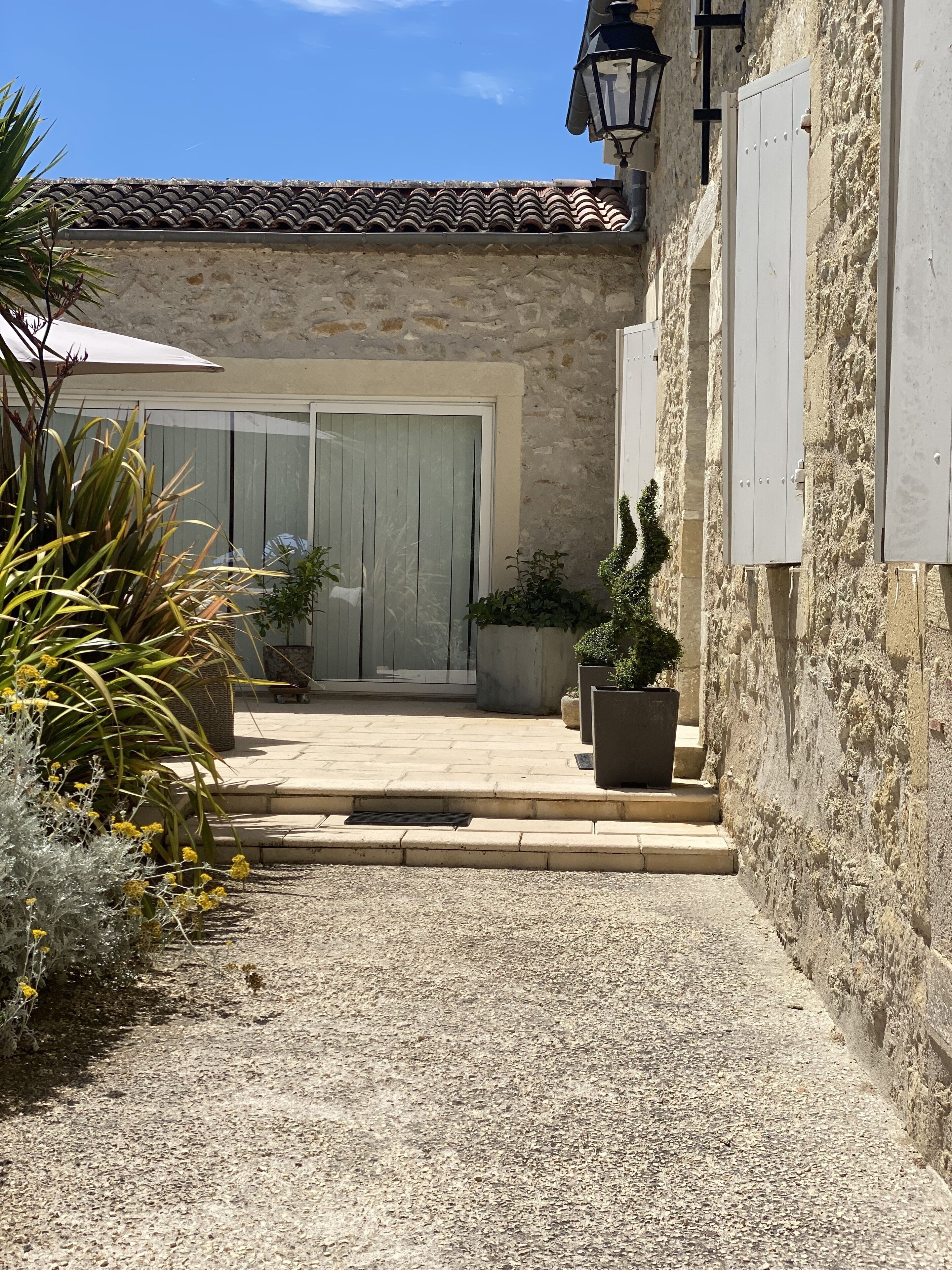 Entrée de l’hébergement