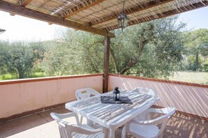 Apartment, 2 Bedrooms (Le Mimose 2) | Terrace/patio - Appartamenti Le Mimose (Capoliveri)