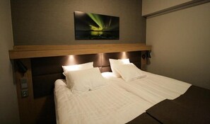 Blackout drapes, soundproofing, iron/ironing board, free WiFi - Hotelli Toivola (Kemi)