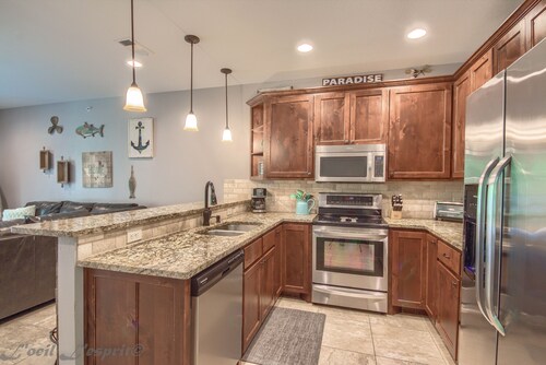 Rio Refuge Rg 105 2 Bedroom Condo by RedAwning