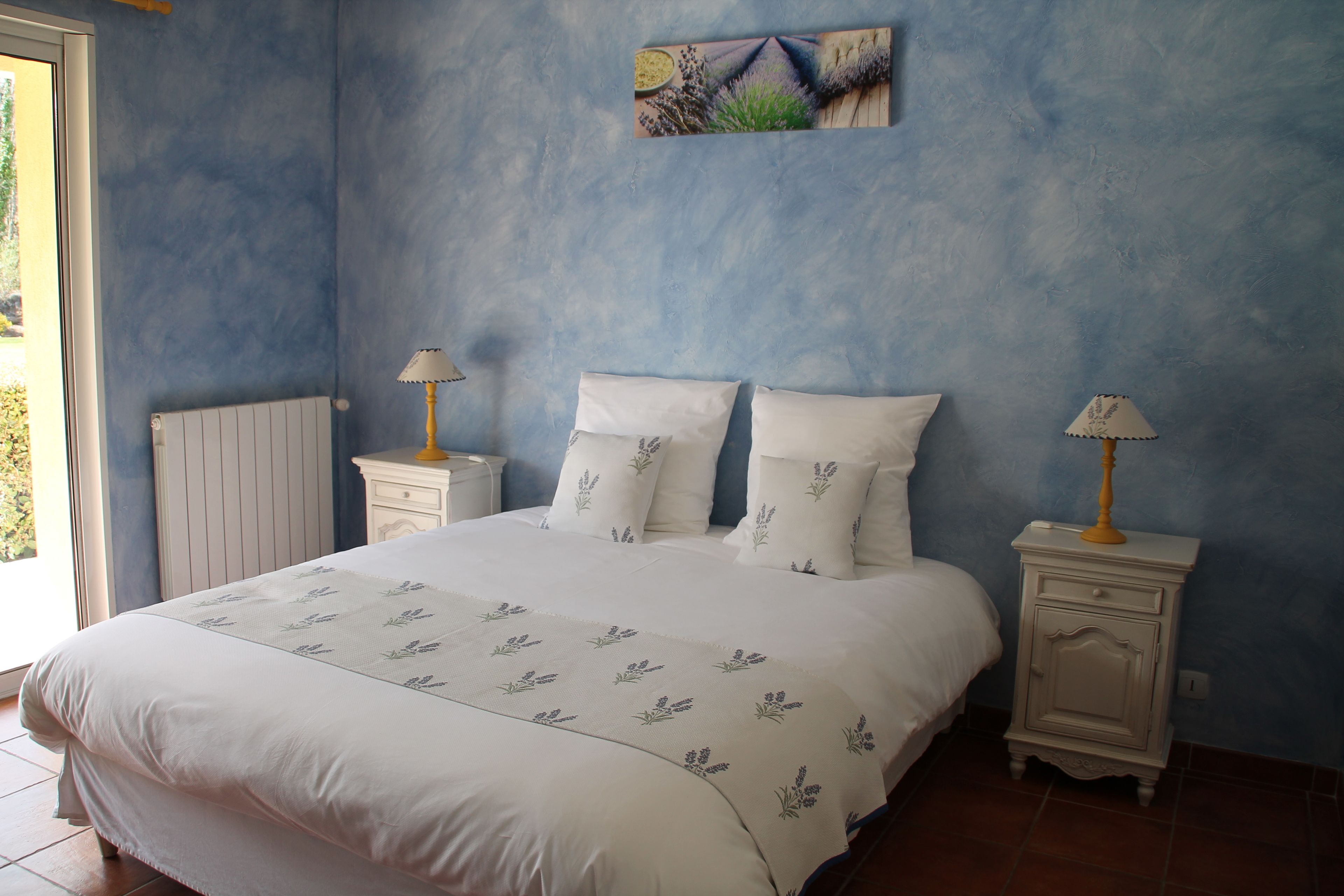 ダブルルーム | セーフティボックス (室内)、客室ごとに異なる装飾、客室ごとに異なるインテリア、アイロン / アイロン台