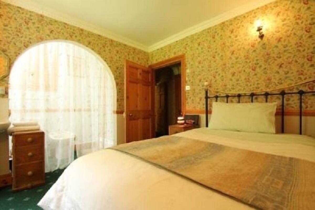 Premium bedding, individually decorated, individually furnished