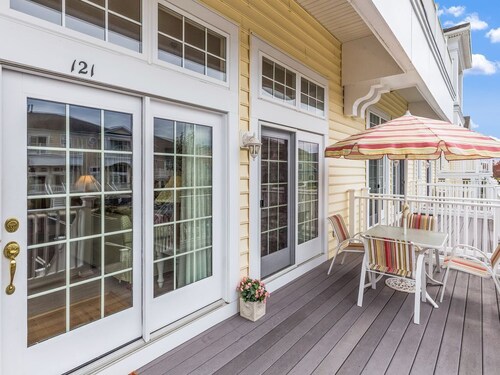 Beautiful Villa in Outstanding Resort Community