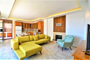 别墅, 2 间卧室 | 起居区 | 液晶电视