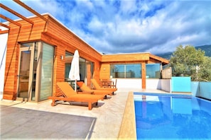 Front of property - Villa Alize 2 (Kas)