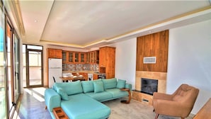 Villa, vistas a la piscina | Sala de estar