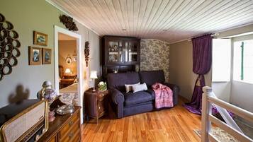 Apartment, 3 Bedrooms (La Casa) | Living room | Flat-screen TV