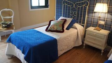 Apartment, 2 Bedrooms (El Pajar) | Desk, blackout curtains, soundproofing, iron/ironing board