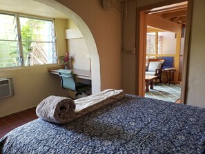 Deluxe Apartment, Multiple Beds, Ocean View, Sea Facing, Apt#1 | Premium bedding, pillowtop beds, individually decorated