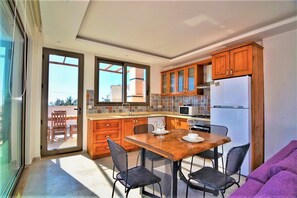 Villa | Private kitchen