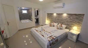 Villa, 2 Bedrooms | 2 bedrooms, bed sheets - Villa Deniz (Kas)