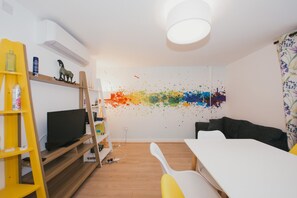 豪華公寓, 2 間臥室 | 客廳 | 平面電視