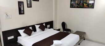 Hotel Avon International