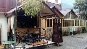 바(숙박 시설 내)