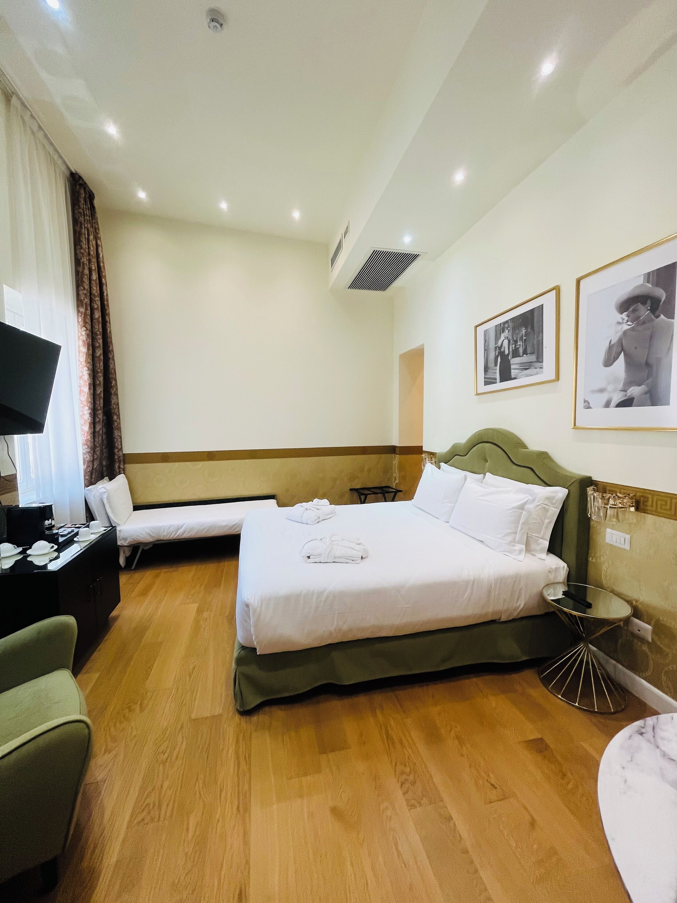 quadruple room | 2 bedrooms, down duvets, in-room safe, individually decorated