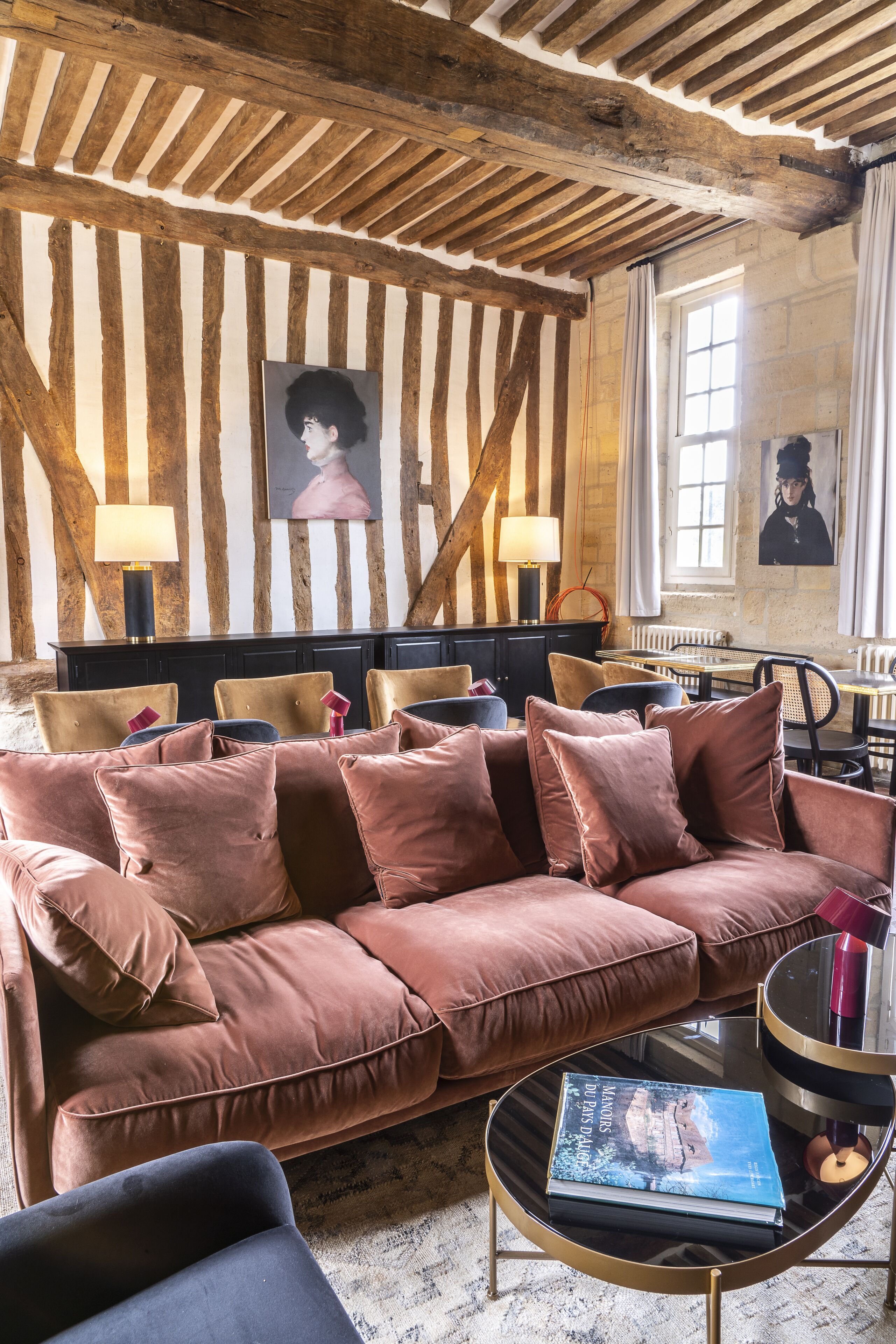 daily continental breakfast (eur 28 per person)