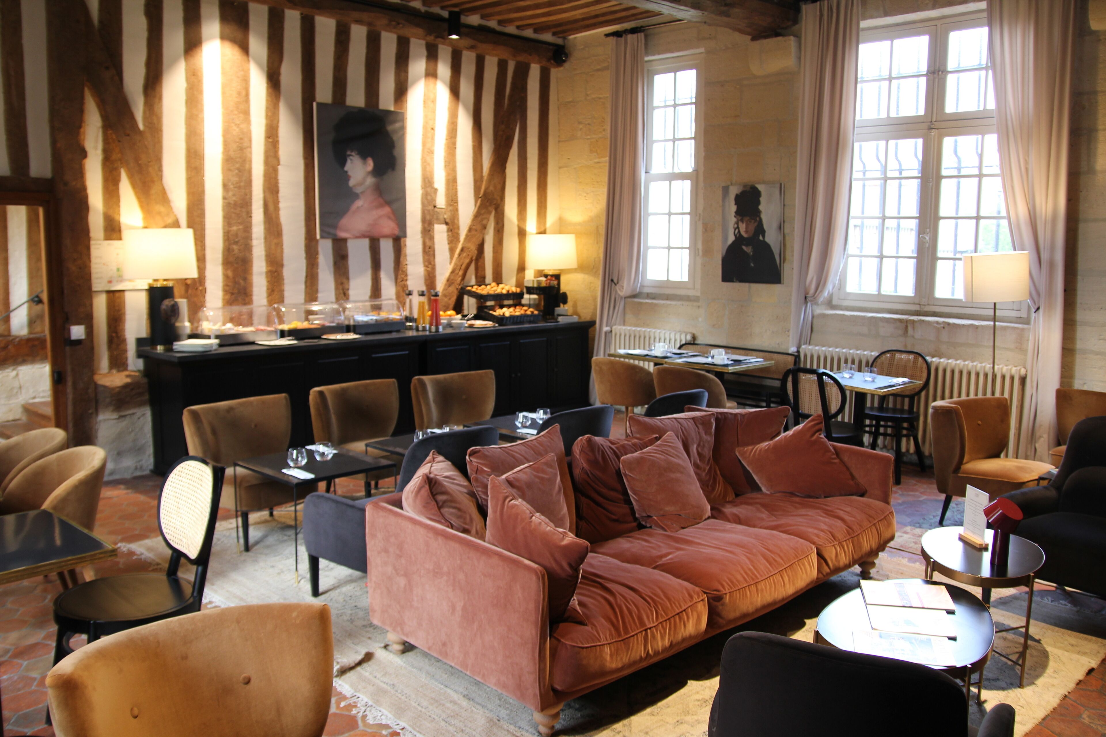 daily continental breakfast (eur 28 per person)