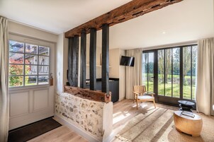 Suíte superior, para não fumantes | Frigobar, cofres nos quartos, individualmente decorados