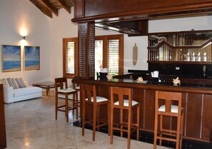 2 bars/lounges - Sunset Residences & Resort Punta Cana (Punta Cana)