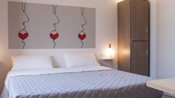 1 bedroom, laptop workspace, soundproofing, free WiFi