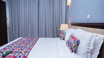 1 Schlafzimmer, Zimmersafe, Schreibtisch, Verdunkelungsvorhänge