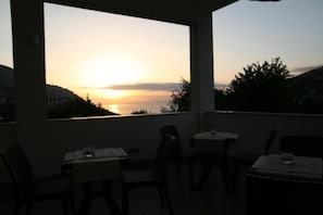 شرفة/رواق