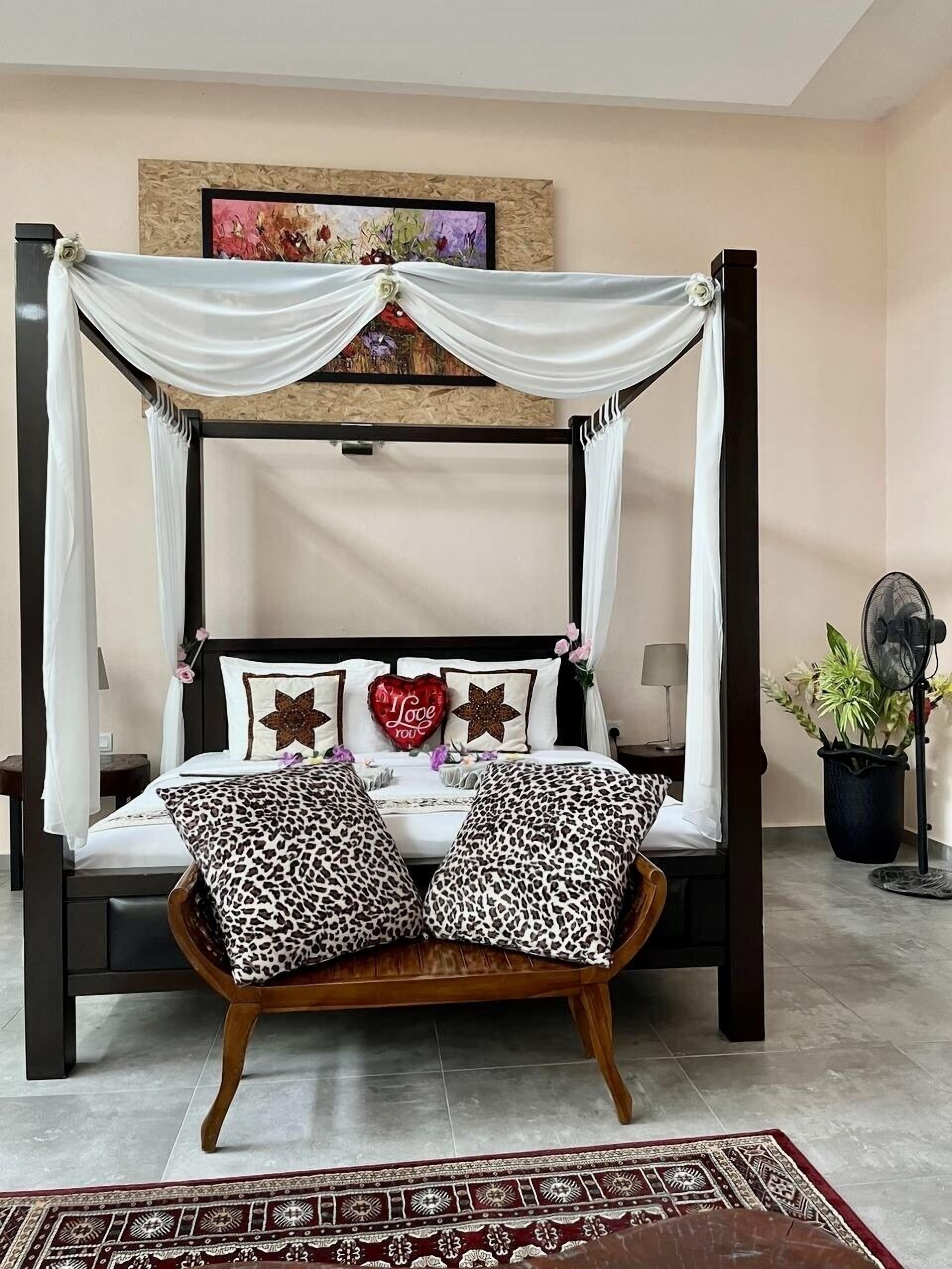 Villa Lune de Miel, 1 très grand lit, vue colline