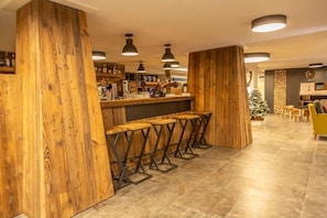 Bar (on property) - Hotel Petit Palais (Valtournenche)