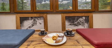 Daily buffet breakfast (EUR 10 per person)