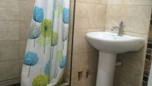 Unclassified image, 4 of 13, button - Hostal Residencial Piscis (Lima)