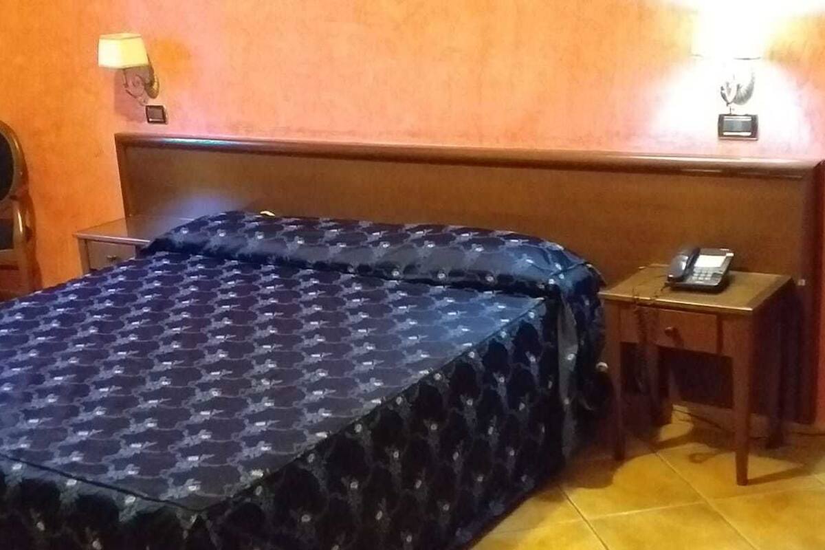 Premium bedding, soundproofing, rollaway beds, free WiFi