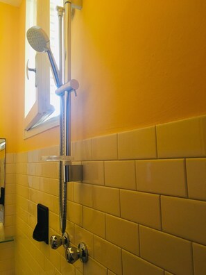 Double Room | Bathroom | Free toiletries, hair dryer, bidet, towels - Hotel Bellevue (Cesenatico)