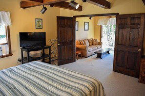 5 makuuhuonetta, silitysrauta/-lauta, ilmainen Wi-Fi