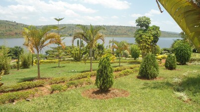 NYAGASAMBU REALM BEACH HOTEL