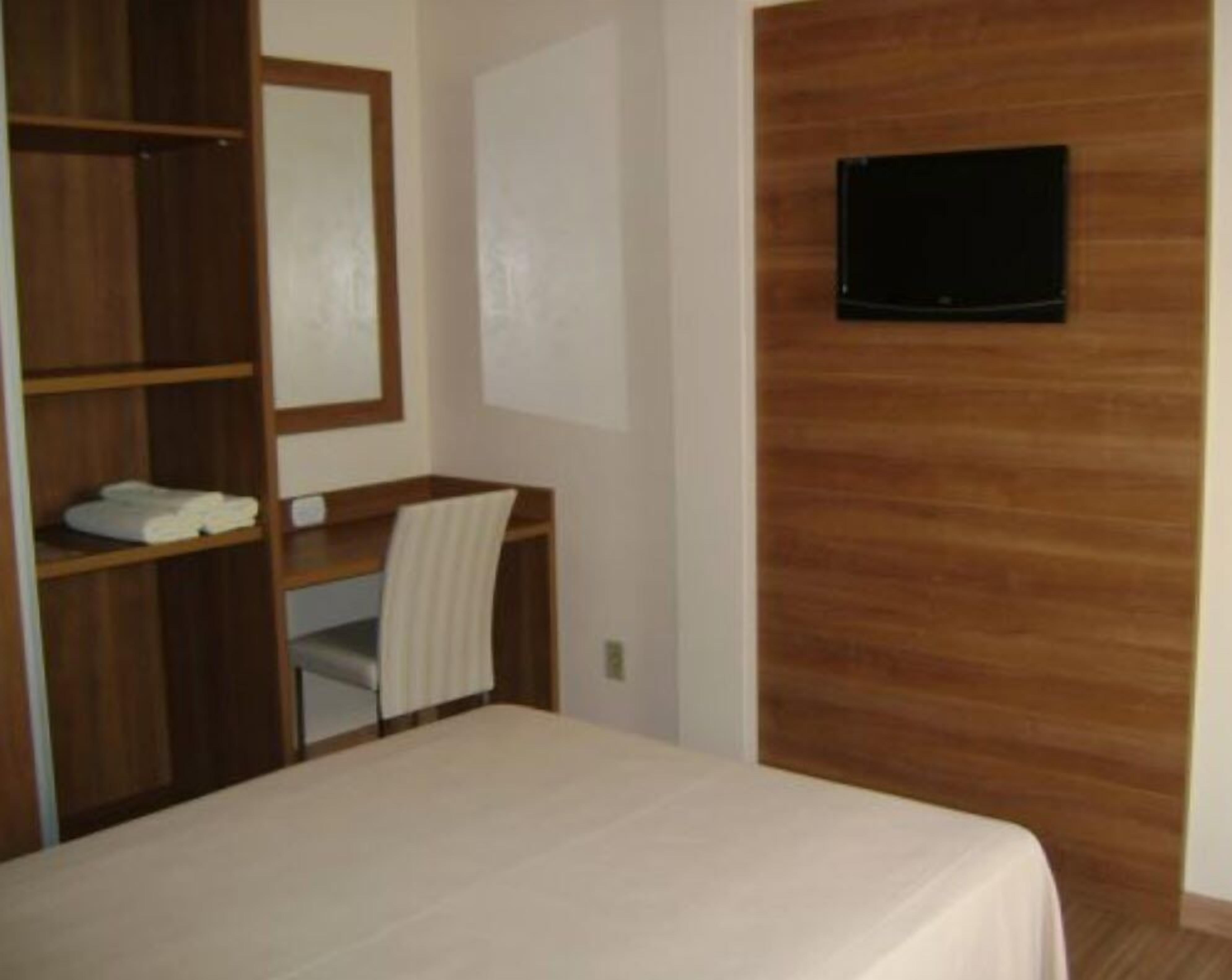 standard single room, 1 single bed | iron/ironing board, free wifi, bed sheets