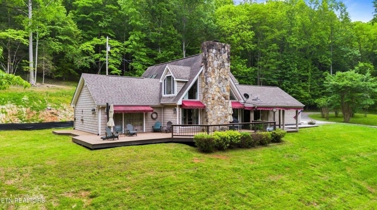 المنشأة من الخارج