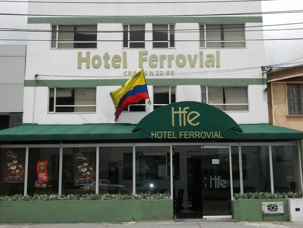 Exterior - Hotel Ferrovial Corferias (Bogotá)