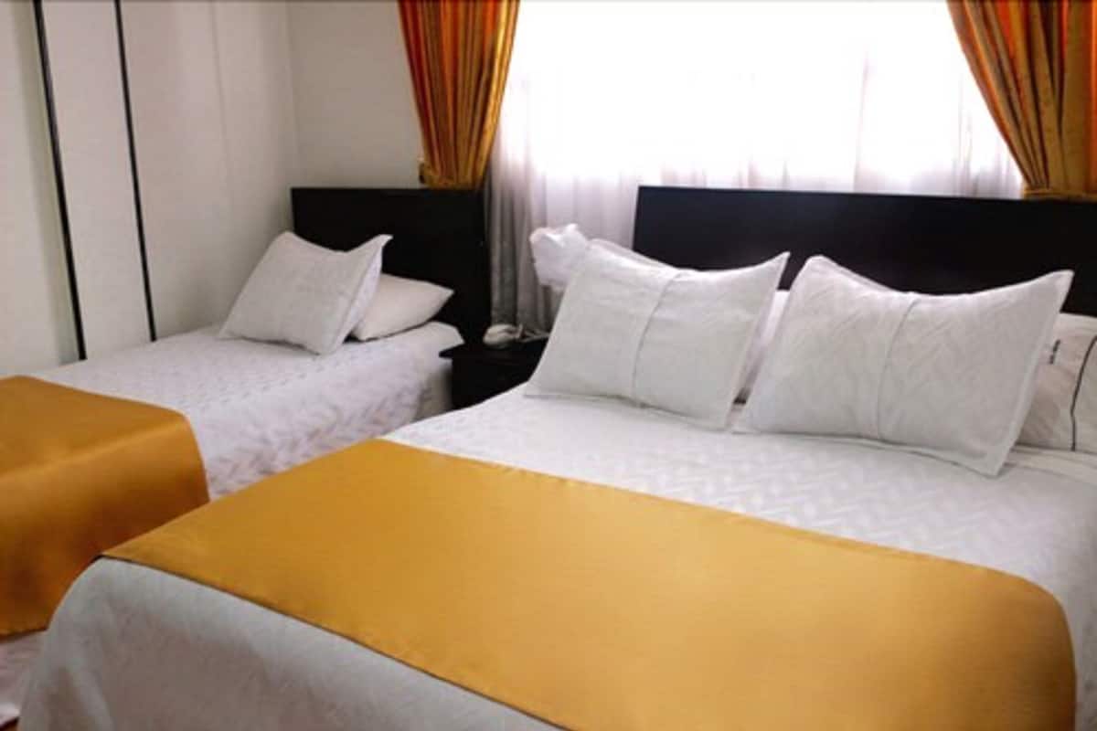 ห้องดับเบิล, เตียงใหญ่ 1 เตียง, ปลอดบุหรี่ | เตารีด/โต๊ะรีดผ้า, Wi-Fi ฟรี, ผ้าปูที่นอน